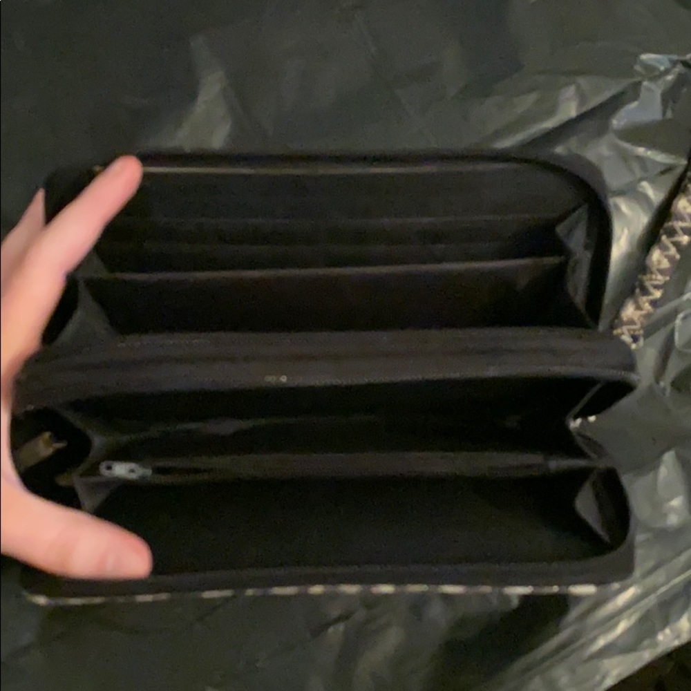 Wallet - Picture 2 of 2